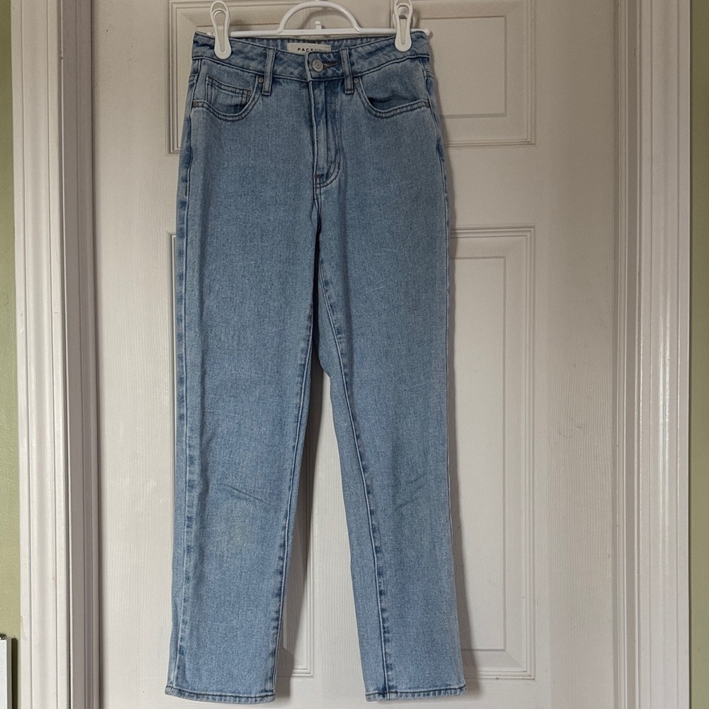 PacSun Women’s Mom Jeans